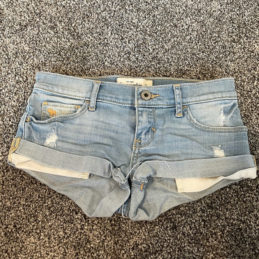 Abercrombie kids light distressed jean shorts